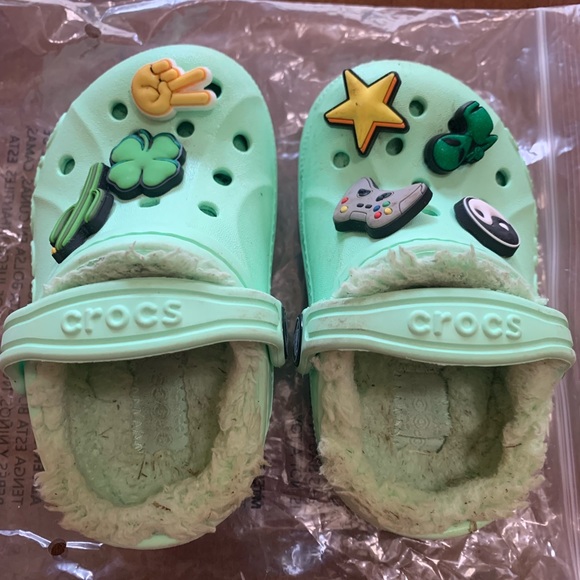 Crocs toddler size 6 - Picture 4 of 5